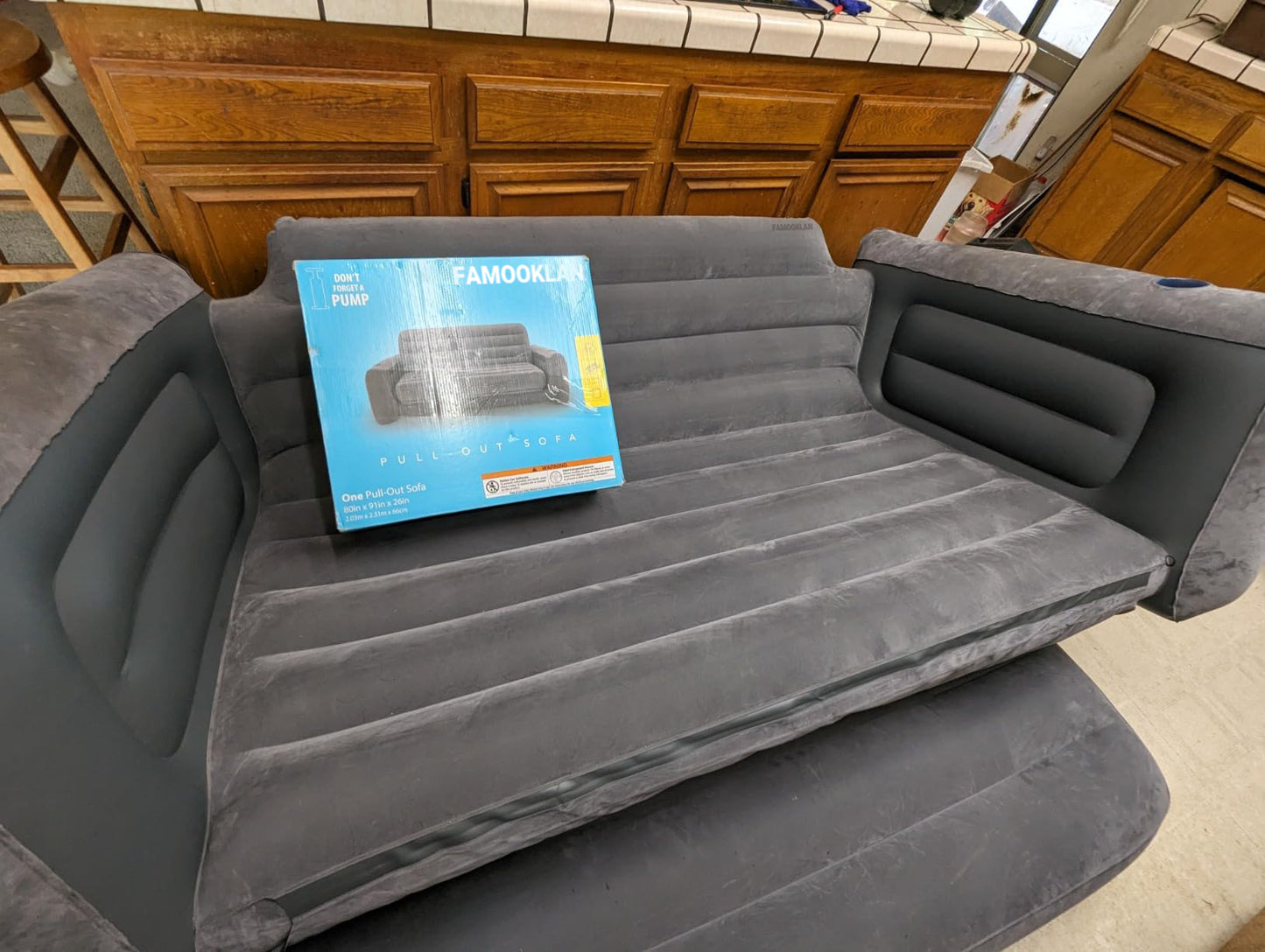 FAMOOKLAN Inflatable Pull-Out Chair: Built-in Cupholder – Velvety Surface – 2-in-1 Valve – Folds Compactly – 80" x 91" x 26"