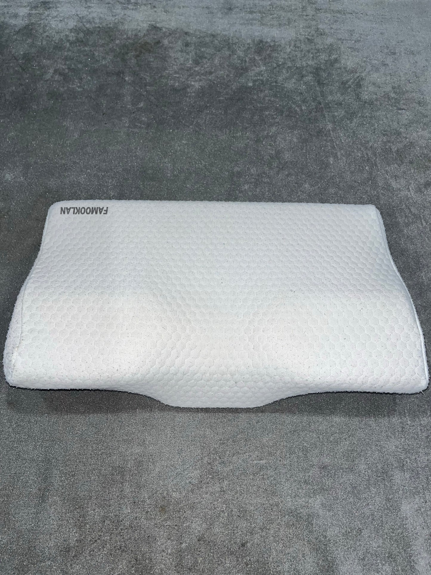 FAMOOKLAN Memory Foam Pillow Ergonomic Anti-Snoring Pillow, Anti-Snoring Pillow for Relax Your Head Muscles and Fall Asleep Easily