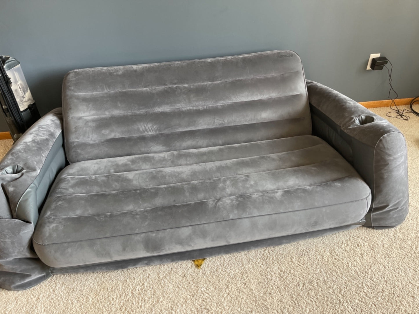 FAMOOKLAN Inflatable Pull-Out Chair: Built-in Cupholder – Velvety Surface – 2-in-1 Valve – Folds Compactly – 80" x 91" x 26"